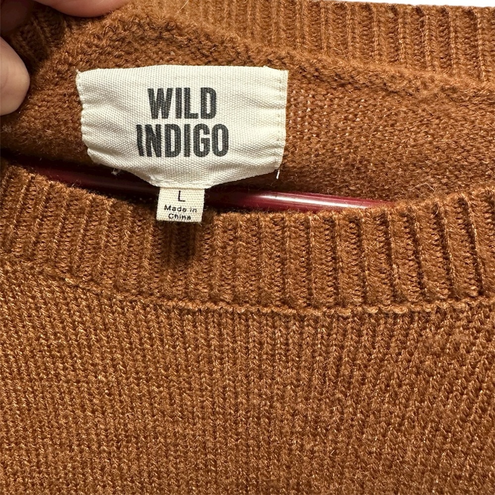 NWOT Indigo Brown Football Motif Sweater - Picture 6 of 7